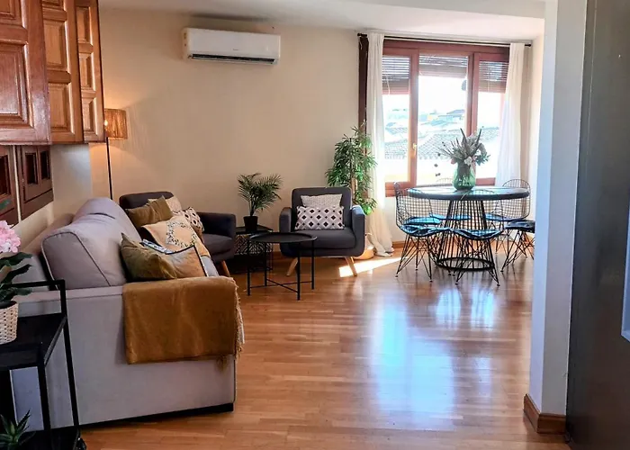 Skyline Apartman *